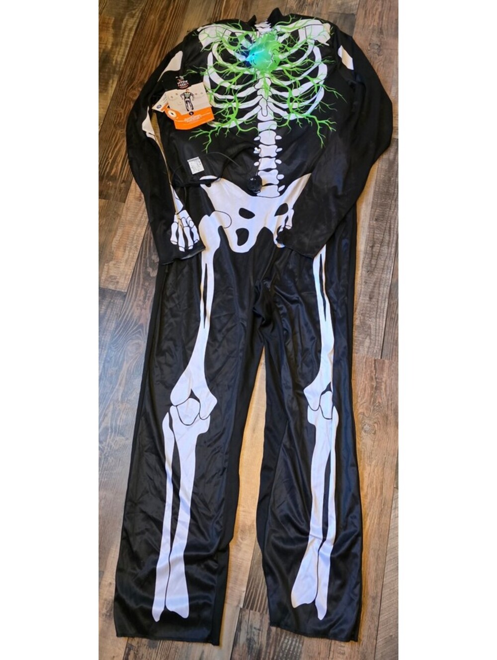 Hyde and Eek Size L Light-Up Skeleton Costume with Glowing Heart for Adults